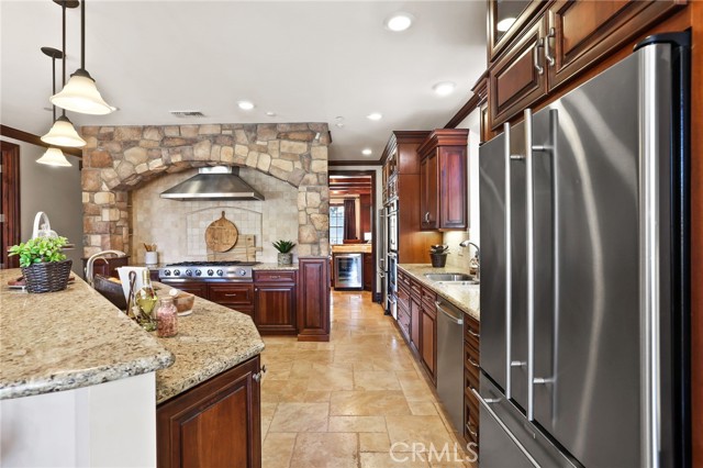3311 Rossmoor Way, Rossmoor CA: https://media.crmls.org/medias/073dc446-5888-4fe4-8996-18ae918454df.jpg