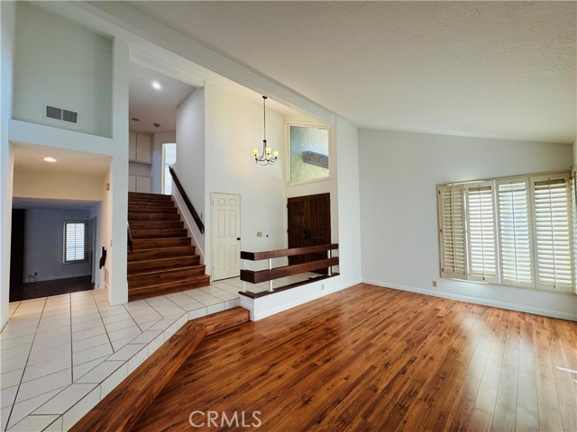 Detail Gallery Image 6 of 29 For 12 Lexington, Irvine,  CA 92620 - 4 Beds | 2/1 Baths