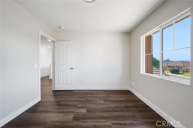 Detail Gallery Image 11 of 26 For 6658 Bright Gem Ct, Corona,  CA 92880 - 5 Beds | 3 Baths