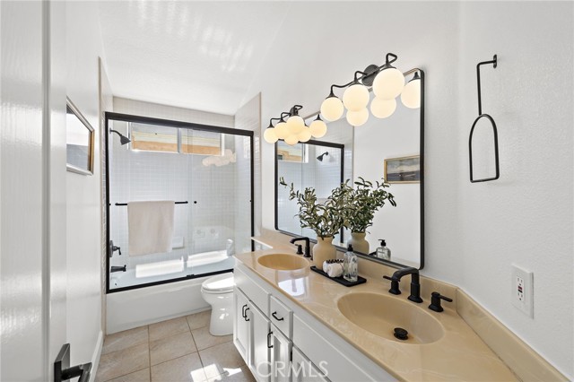 10 Novilla, Laguna Niguel CA: https://media.crmls.org/medias/073ff64e-b0b8-4f3b-b48e-97a7c1395301.jpg