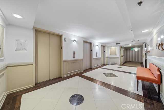 10660 Wilshire Boulevard, Los Angeles CA: https://media.crmls.org/medias/07416fe1-f505-42f5-8a68-752159d07eac.jpg