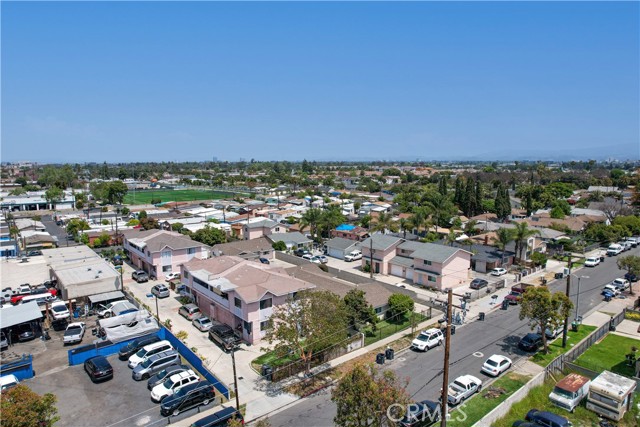 Detail Gallery Image 5 of 14 For 3711 W Camille St, Santa Ana,  CA 92704 - – Beds | – Baths