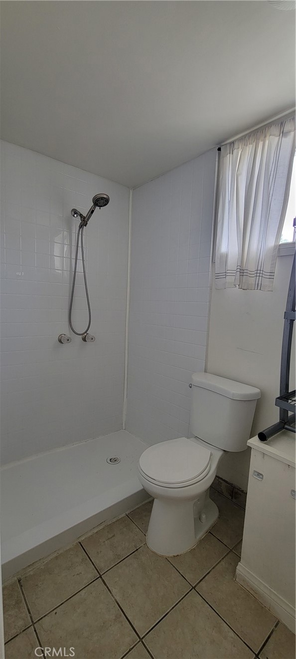 659 E 5th Street, Ontario CA: https://media.crmls.org/medias/07472168-5b54-4491-82b7-3cbf898451ae.jpg