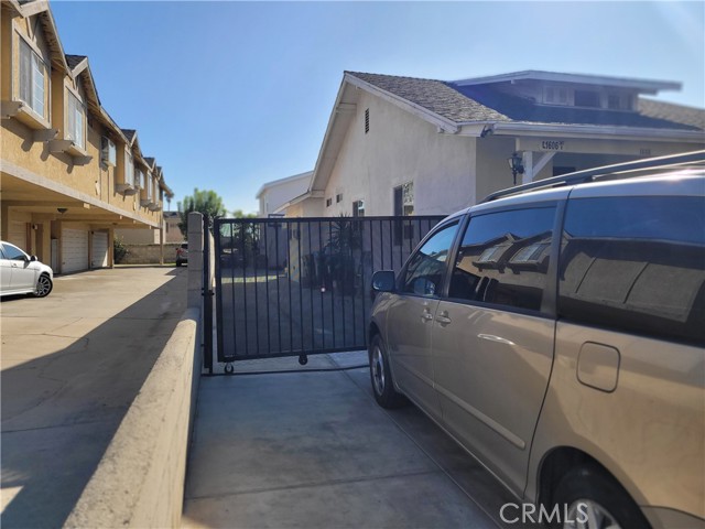 Detail Gallery Image 4 of 25 For 1606 Acacia, Alhambra,  CA 91801 - 3 Beds | 2 Baths