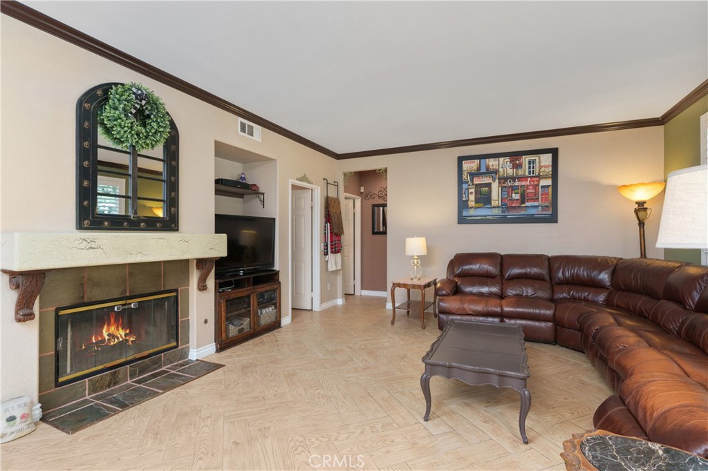 MLS #IV25069921 img 6