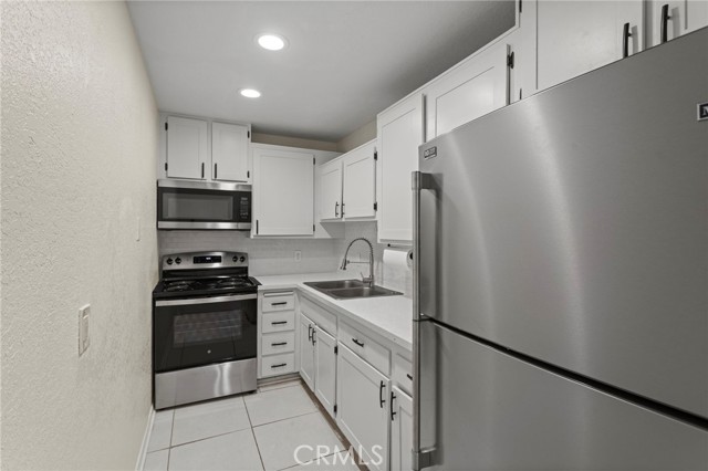 Detail Gallery Image 9 of 22 For 575 N Villa Ct #111,  Palm Springs,  CA 92262 - 1 Beds | 1 Baths