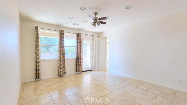 Detail Gallery Image 12 of 29 For 8387 Fall Creek Dr, Corona,  CA 92880 - 4 Beds | 2/1 Baths