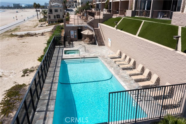 1750 E Ocean Boulevard, Long Beach CA: https://media.crmls.org/medias/074b82ea-b165-4ca9-80f6-73f8d77354e5.jpg