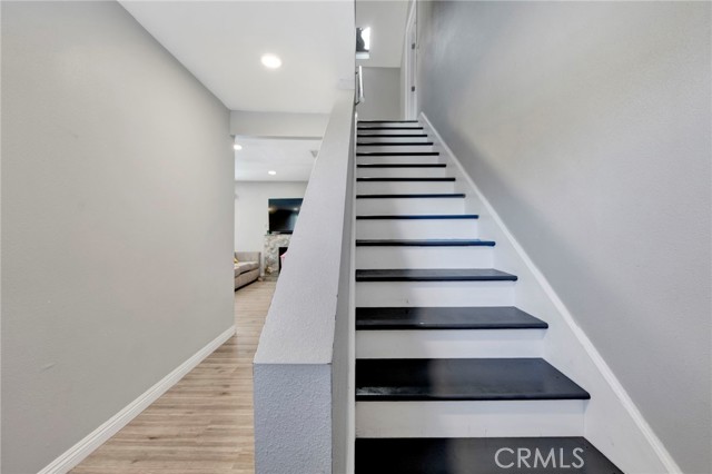 Detail Gallery Image 7 of 24 For 11823 Wish Ave, Granada Hills,  CA 91344 - 4 Beds | 2 Baths