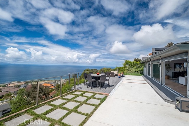 30481 Ganado, Rancho Palos Verdes, California 90275, 4 Bedrooms Bedrooms, ,3 BathroomsBathrooms,Residential,For Sale,Ganado,PV26067604