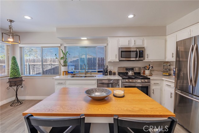 Detail Gallery Image 29 of 53 For 1422 Camelot Dr, Corona,  CA 92882 - 2 Beds | 1/1 Baths