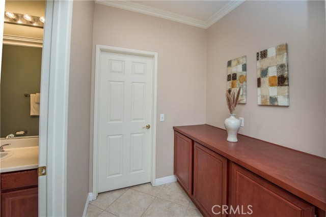 Detail Gallery Image 9 of 46 For 4285 Gardendale Ct, Riverside,  CA 92505 - 4 Beds | 2/1 Baths