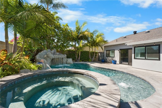 Detail Gallery Image 21 of 42 For 9662 Woodlawn Dr, Huntington Beach,  CA 92646 - 3 Beds | 2 Baths