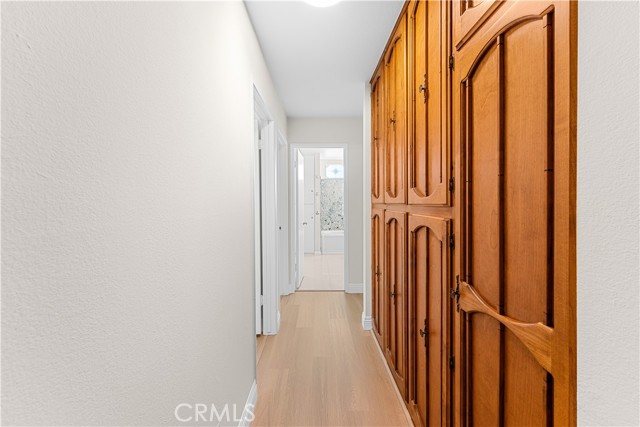 31840 Florida Street, Redlands CA: https://media.crmls.org/medias/074d1d42-379f-41f3-a2bf-47a3cb442f8c.jpg