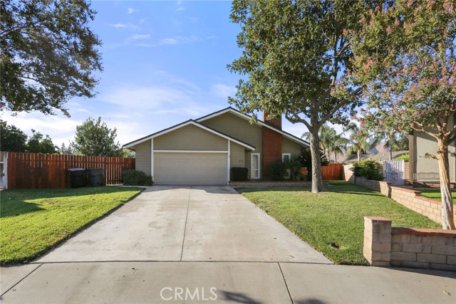 2752 Aquarius Circle, Riverside, CA 92503