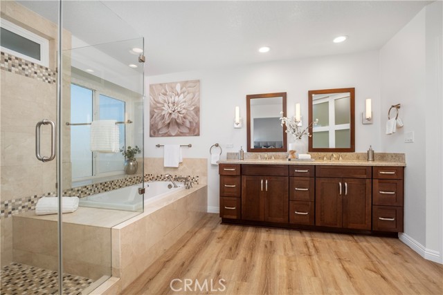 Gorgeous upgraded bathroom!