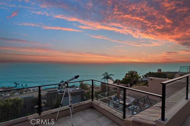 Detail Gallery Image 2 of 75 For 31422 Ceanothus Dr, Laguna Beach,  CA 92651 - 3 Beds | 3/1 Baths