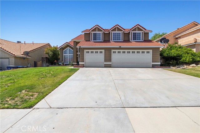 3314 Sandstone Court, Palmdale CA: https://media.crmls.org/medias/074d8b80-7906-4ffe-b2a3-0aff413e5e35.jpg