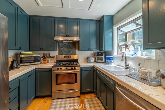 Detail Gallery Image 8 of 30 For 31045 Valley Oak Dr, Running Springs,  CA 92382 - 2 Beds | 2 Baths