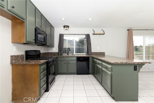 Detail Gallery Image 7 of 23 For 121 Genoa, Upland,  CA 91786 - 3 Beds | 2 Baths