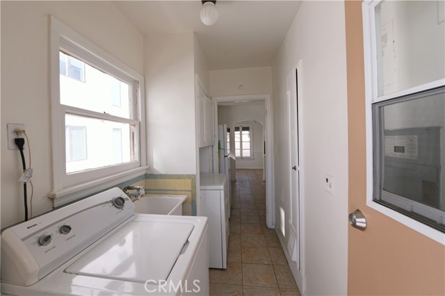 Detail Gallery Image 29 of 30 For 915 S Le Doux Rd, Los Angeles,  CA 90035 - 3 Beds | 2 Baths