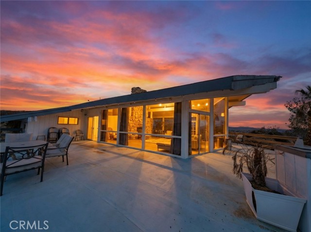 Detail Gallery Image 4 of 63 For 16822 Glenfall Ave, Palmdale,  CA 93591 - 4 Beds | 2 Baths