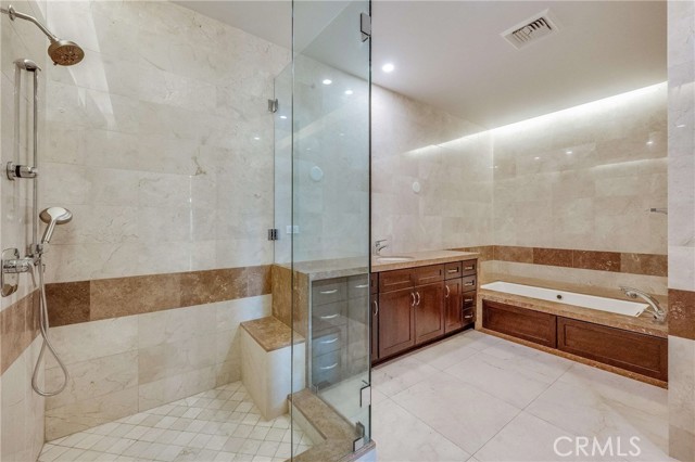 345 E Colorado Boulevard, Pasadena CA: https://media.crmls.org/medias/074ec490-df25-4691-bbec-0f87c20e5e0d.jpg