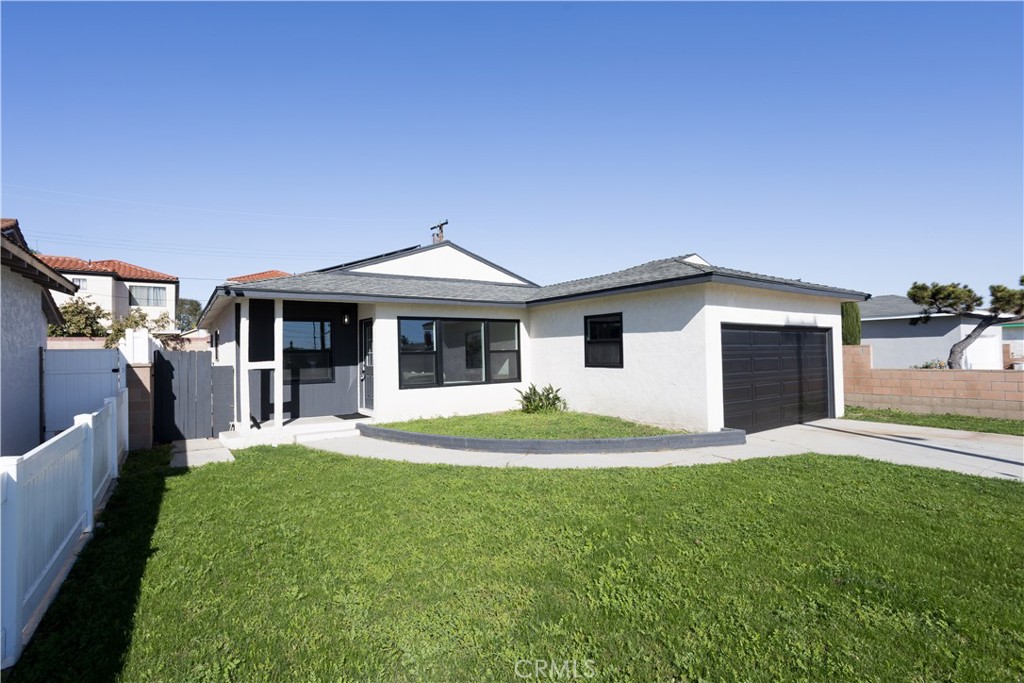 325 E 222nd St Street