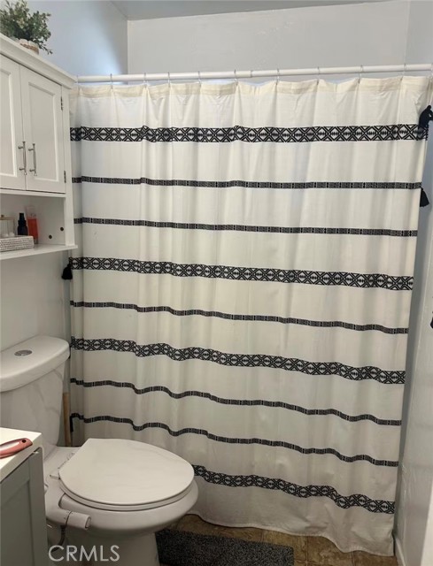 Detail Gallery Image 10 of 12 For 920 E Barker Bld, Big Bear City,  CA 92314 - 2 Beds | 1 Baths