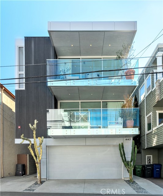 442 23rd Place, Manhattan Beach, California 90266, 4 Bedrooms Bedrooms, ,3 BathroomsBathrooms,Residential,Sold,23rd,SB22062291