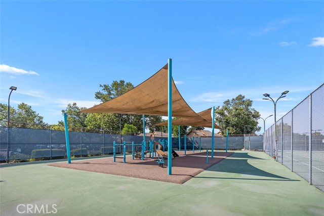Detail Gallery Image 36 of 41 For 5 Bright Hollow, Irvine,  CA 92618 - 2 Beds | 2 Baths