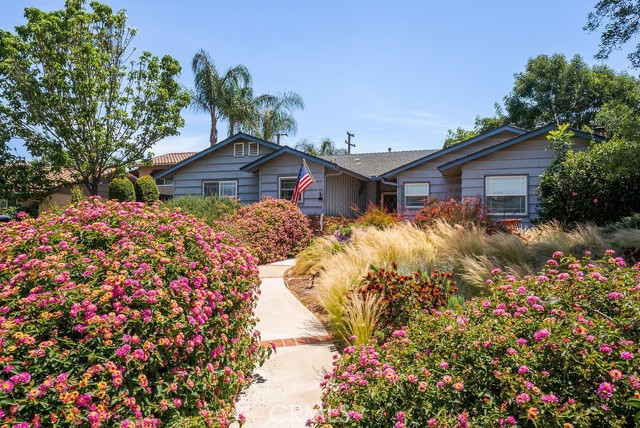Detail Gallery Image 3 of 44 For 338 S La Serena Dr, West Covina,  CA 91791 - 4 Beds | 4/1 Baths