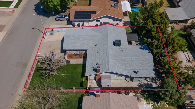 9945 Date Street, Fontana CA: https://media.crmls.org/medias/074fff2a-f257-4a07-b172-59f932175703.jpg