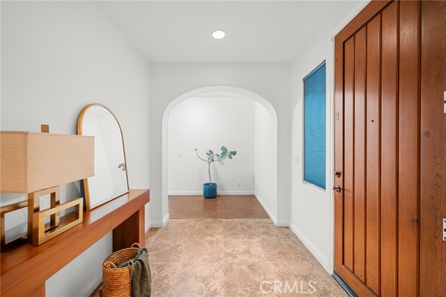 3943 E Lindenwood Drive, Ontario CA: https://media.crmls.org/medias/07505b60-5bf1-48be-8855-15aa0a1fc2c5.jpg