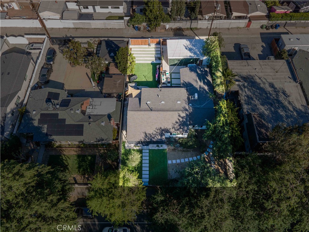 https://media.crmls.org/medias/07512088-8435-4f38-b028-ddf5c216a618.jpg?preset=X-Large