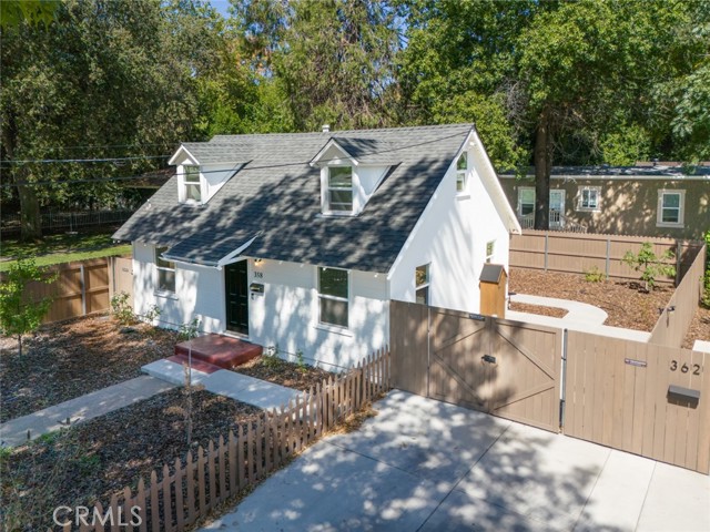 Detail Gallery Image 5 of 49 For 358 E 12th St, Chico,  CA 95928 - – Beds | – Baths