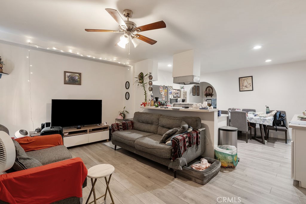 MLS #WS25234345 image #30