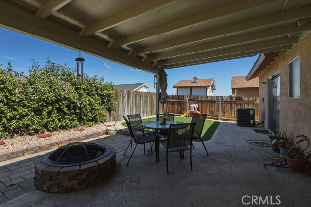 Detail Gallery Image 15 of 23 For 13886 San Gorgonio, Victorville,  CA 92392 - 2 Beds | 2 Baths