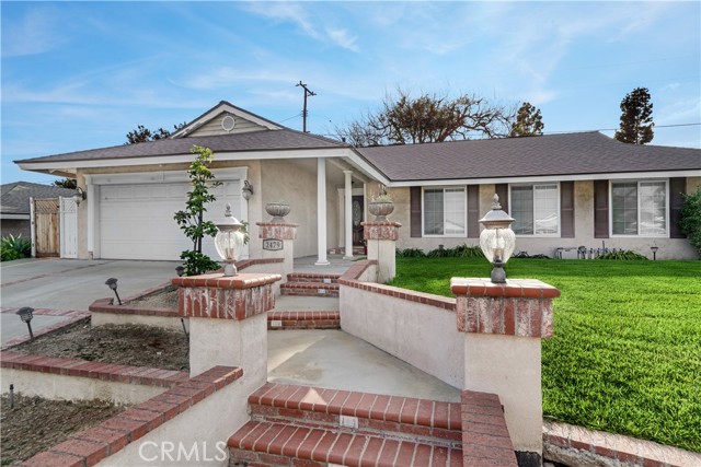 Detail Gallery Image 2 of 30 For 2479 Cambridge Ave, Fullerton,  CA 92835 - 4 Beds | 2 Baths