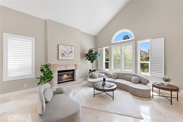 22242 Wayside, Mission Viejo CA: https://media.crmls.org/medias/0755197b-a2e2-4119-85f7-ea27808d73ab.jpg