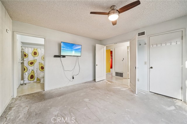 Detail Gallery Image 19 of 37 For 571 Oriole, Corona,  CA 92879 - 4 Beds | 2 Baths