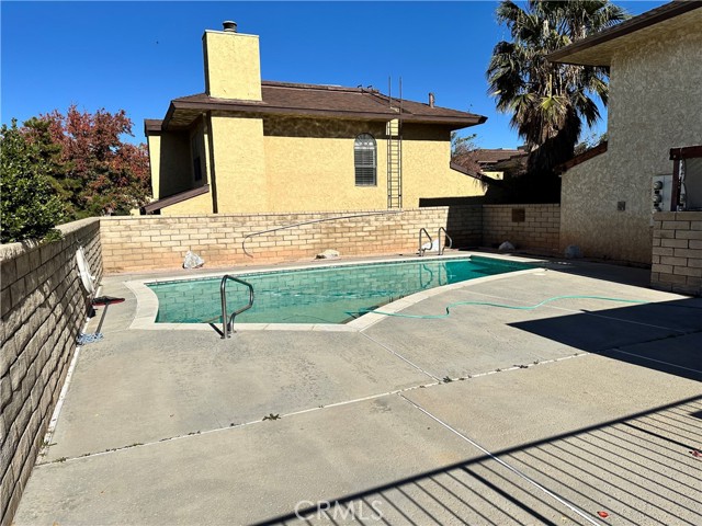 42801 42801 15th W, Lancaster CA: https://media.crmls.org/medias/0755ba77-4171-4d66-91e5-76a85e03b5e0.jpg