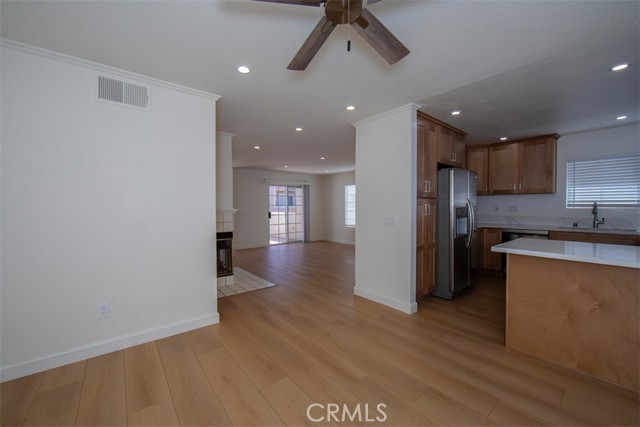 Detail Gallery Image 22 of 49 For 2800 Plaza Del Amo #177,  Torrance,  CA 90503 - 3 Beds | 3 Baths