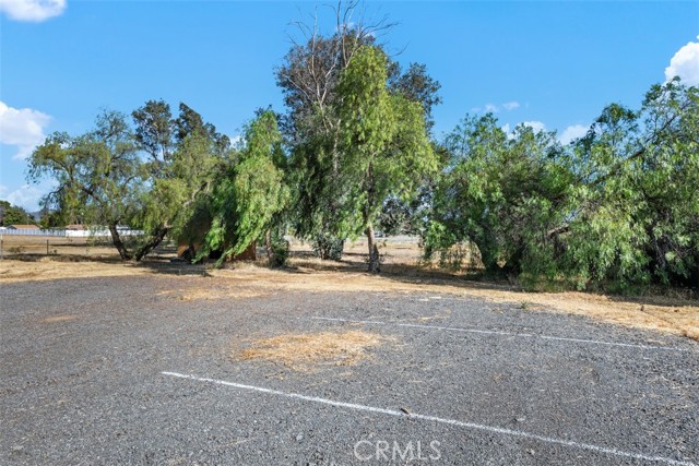 33075 Grand Avenue, Winchester CA: https://media.crmls.org/medias/07561a26-61ec-47cb-bcbc-be5444647479.jpg