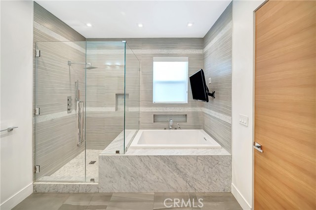 5622 Katherine, Sherman Oaks CA: https://media.crmls.org/medias/07577451-0536-4bb4-9dce-8ec9d5f02643.jpg