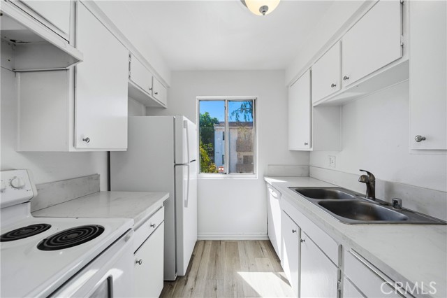 Detail Gallery Image 16 of 27 For 1661 Neil Armstrong #231,  Montebello,  CA 90640 - 1 Beds | 1 Baths