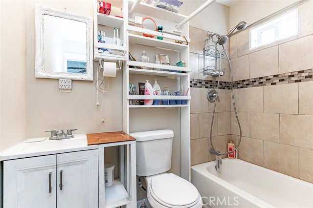 Detail Gallery Image 14 of 18 For 8462 S Denker Ave, Los Angeles,  CA 90047 - 2 Beds | 2 Baths