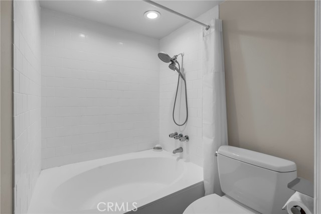 Detail Gallery Image 15 of 19 For 2298 Rose #403,  Signal Hill,  CA 90755 - 2 Beds | 2 Baths