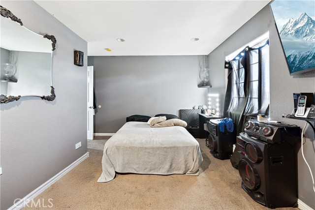 1301 E Pacific Coast, Wilmington CA: https://media.crmls.org/medias/07591f9a-74a7-4321-82e8-2726a296f0e1.jpg