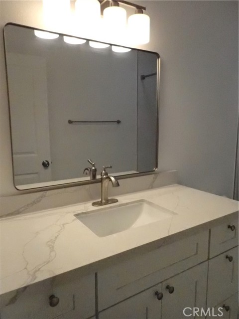 14601 COLONIAL DR, Westminster CA: https://media.crmls.org/medias/0759771d-ddc7-45e0-9949-b4acb51f20b2.jpg
